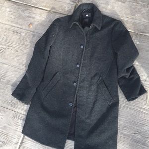 H&M peacoat black and gray checks
